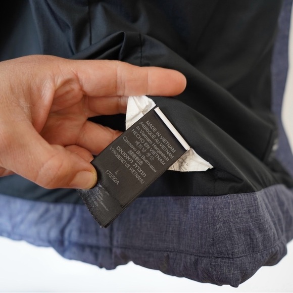 Women's Marmot Viansa 700 Fill Down Arctic Navy Jacket Size L - Picture 7 of 10